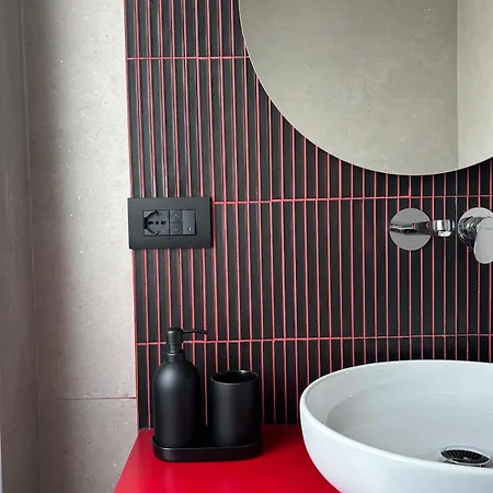 Urban Concept Santa Croce In Gerusalemme - Entire Apartment