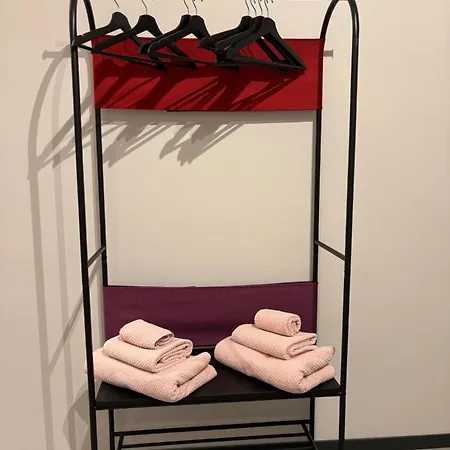 Urban Concept Santa Croce In Gerusalemme - Entire 아파트