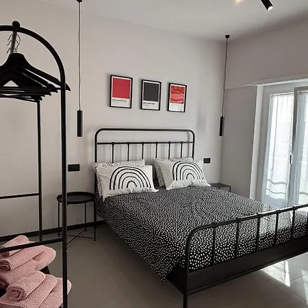 아파트 Urban Concept Santa Croce In Gerusalemme - Entire