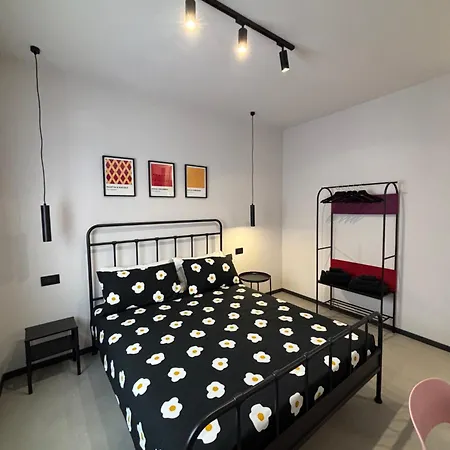 아파트 Urban Concept Santa Croce In Gerusalemme - Entire *