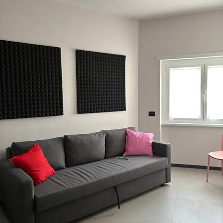 Urban Concept Santa Croce In Gerusalemme - Entire * 로마